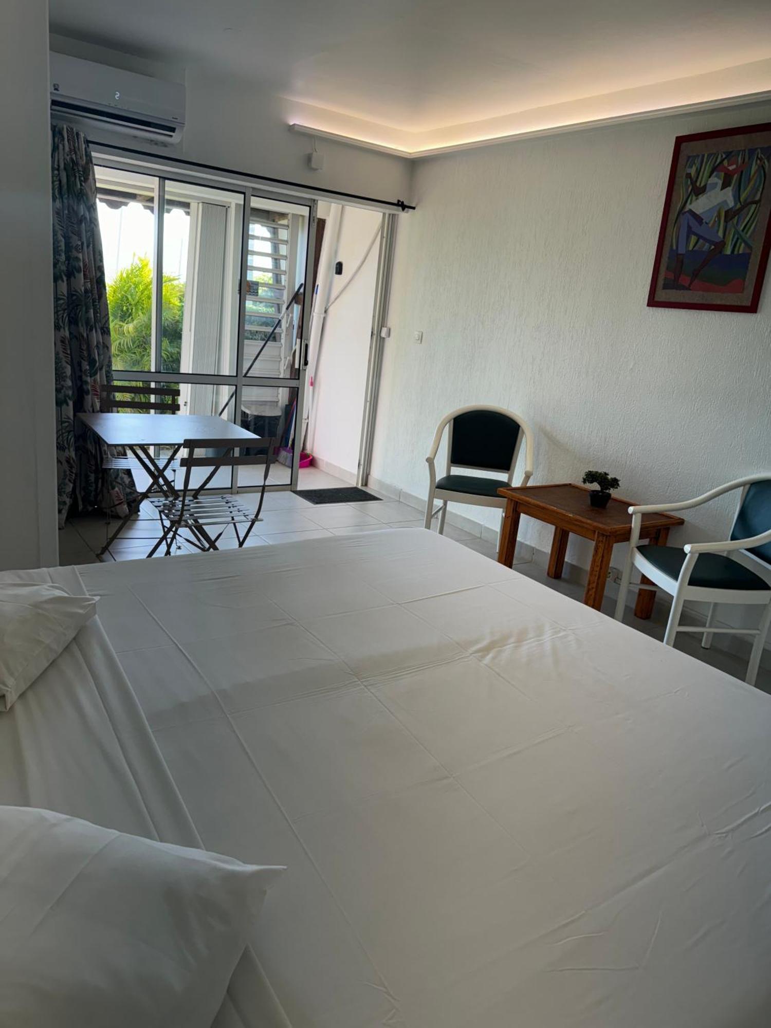 Appartement A La Marina Residence Hotel Village Soleil Le Gosier Le Gosier  Exterior foto